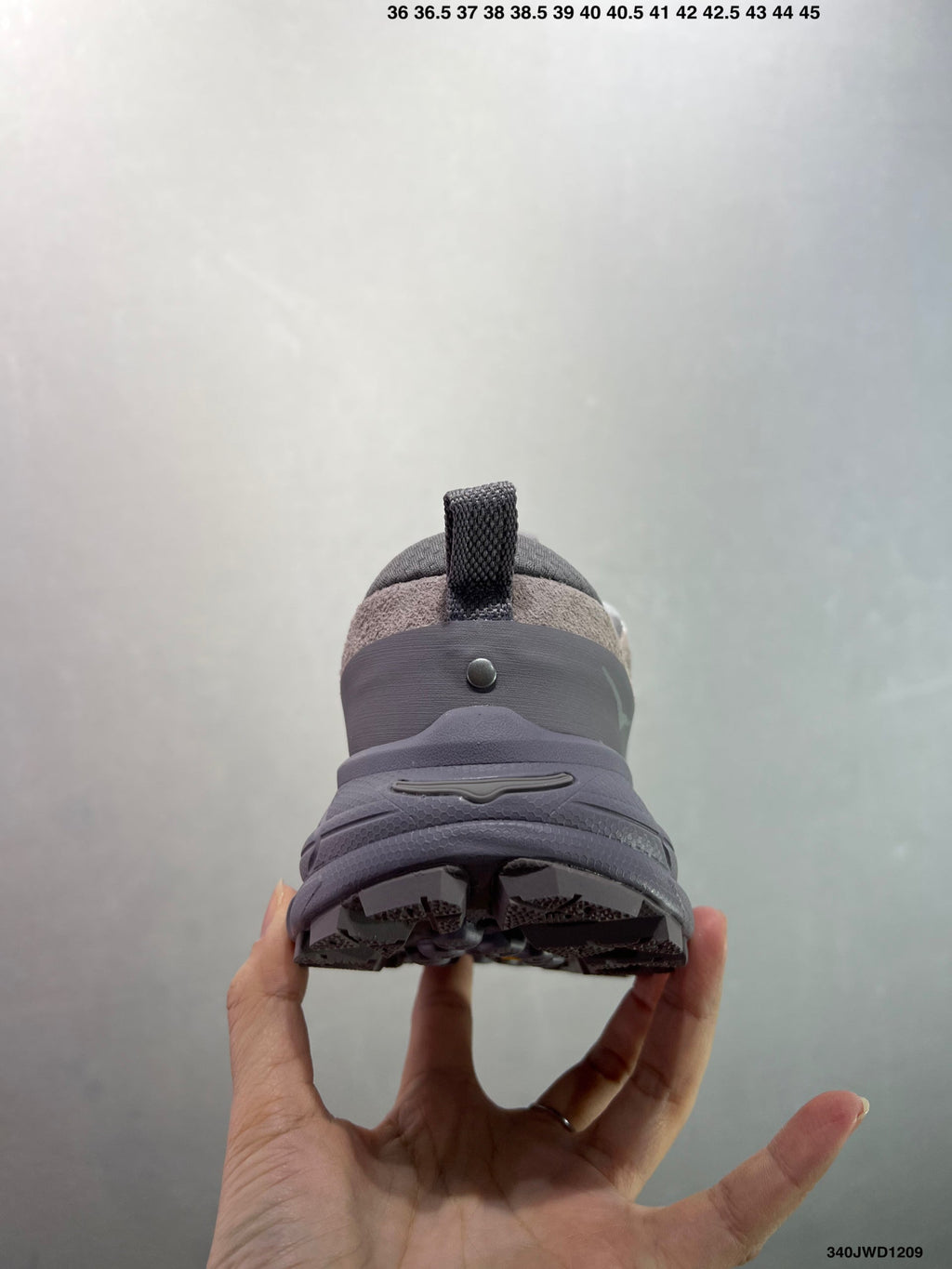 HOKA ONE ONE Tor Summit