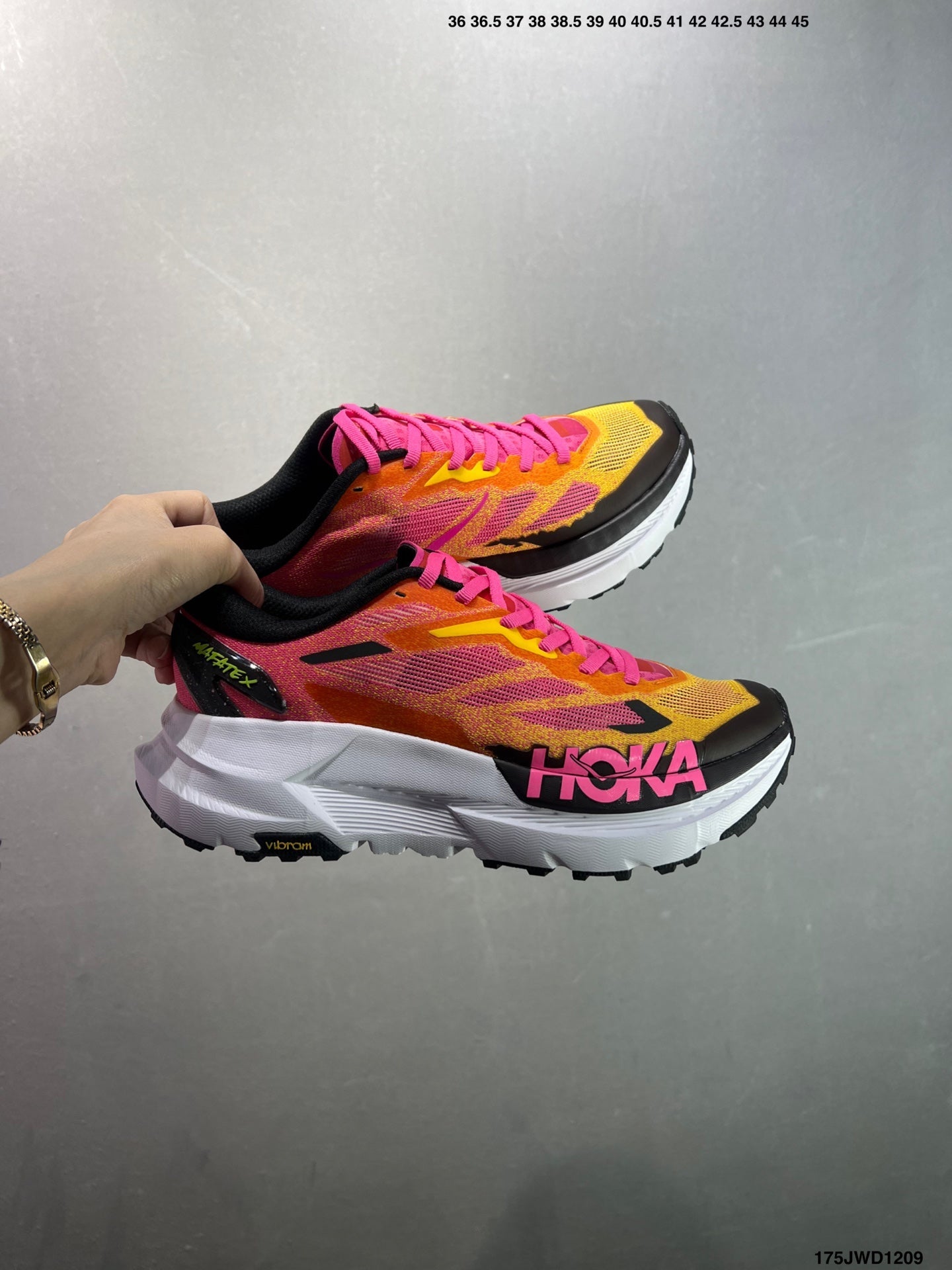 HOKA ONE ONE M MAFATE X