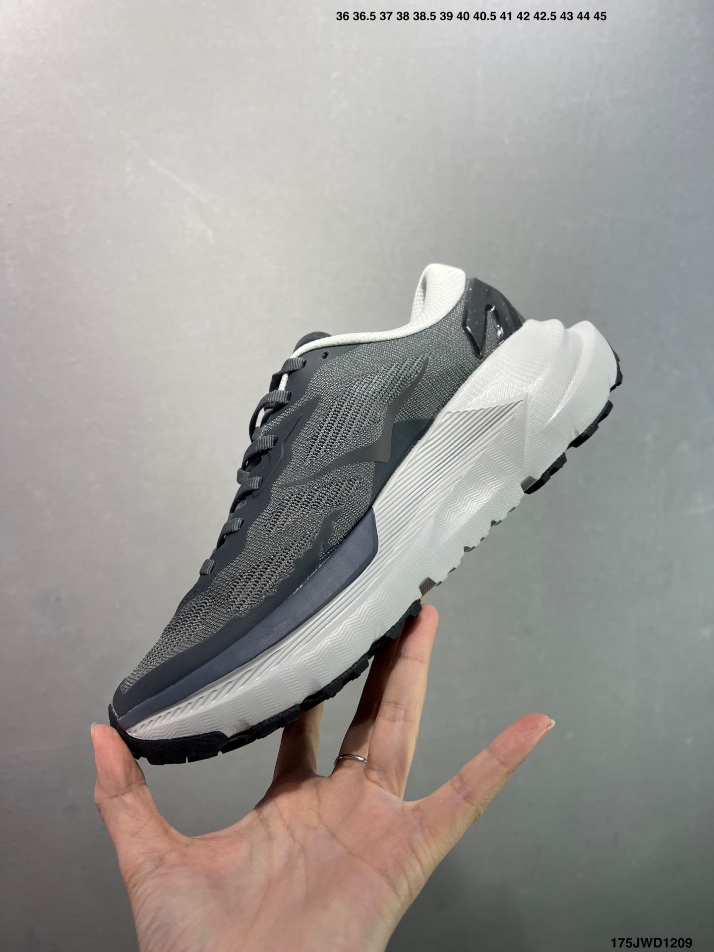 HOKA ONE ONE M MAFATE X