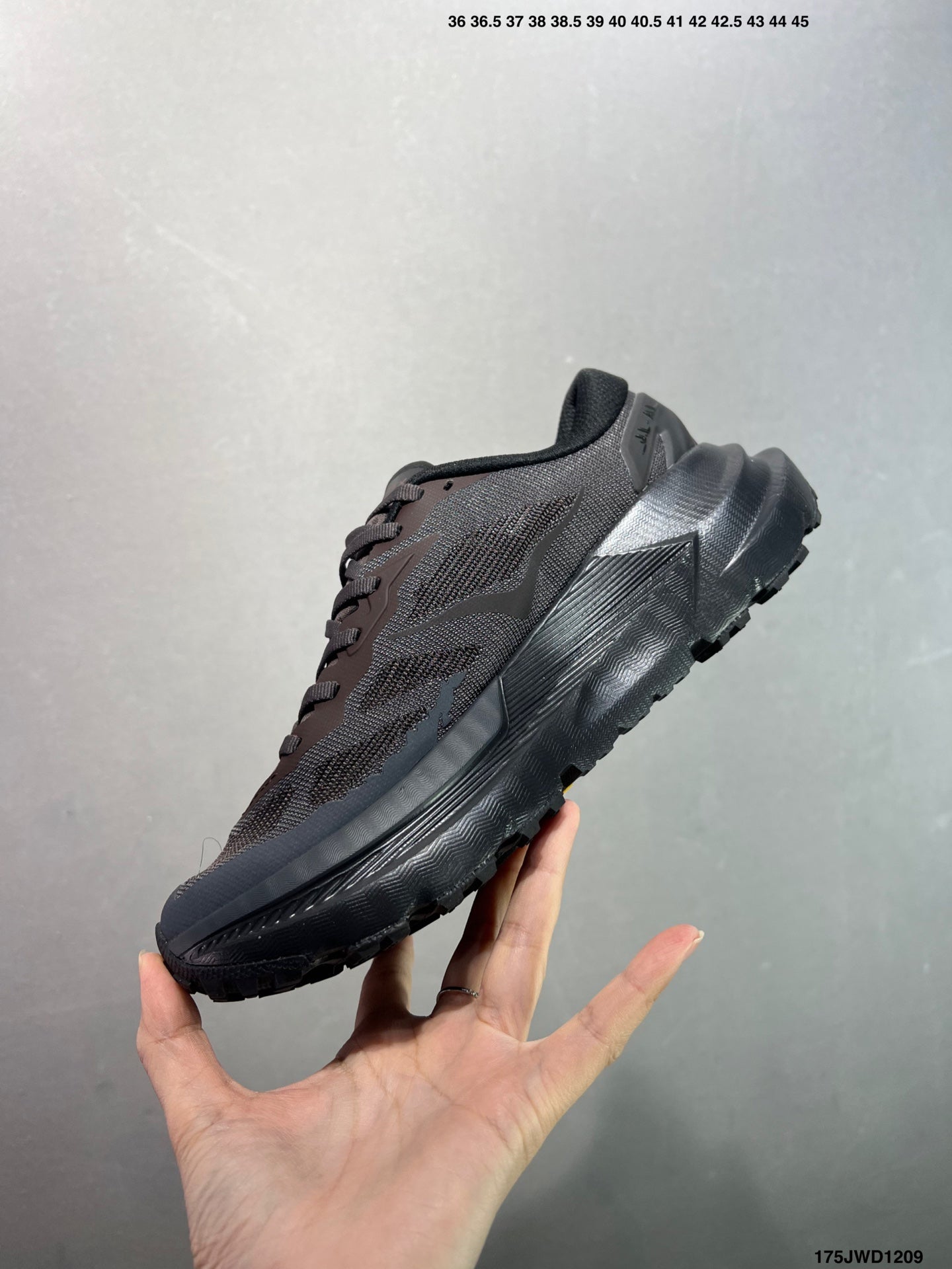 HOKA ONE ONE M MAFATE X